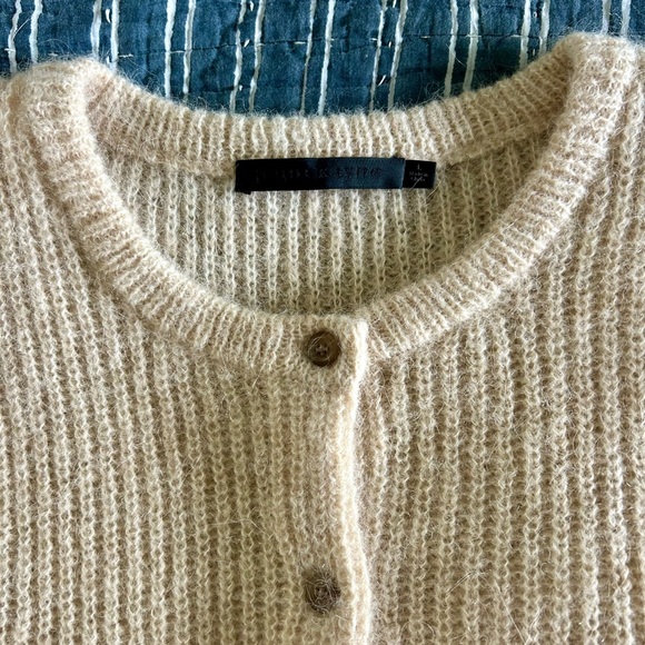 Hayes Crewneck cardigan - 35% alpaca, 35% wool, 30% polyester - Picture 5 of 9